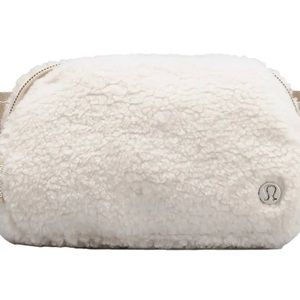 Lululemon Fleece Belt Bag 1L